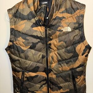 The North Face Multicolor Camouflage Vest